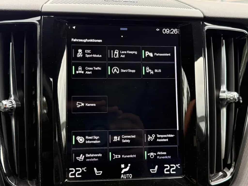 Volvo XC60 T5 R Design/LED/KAM/H&K/VIRTUAL/21Zoll/ 07/2018-photo-34