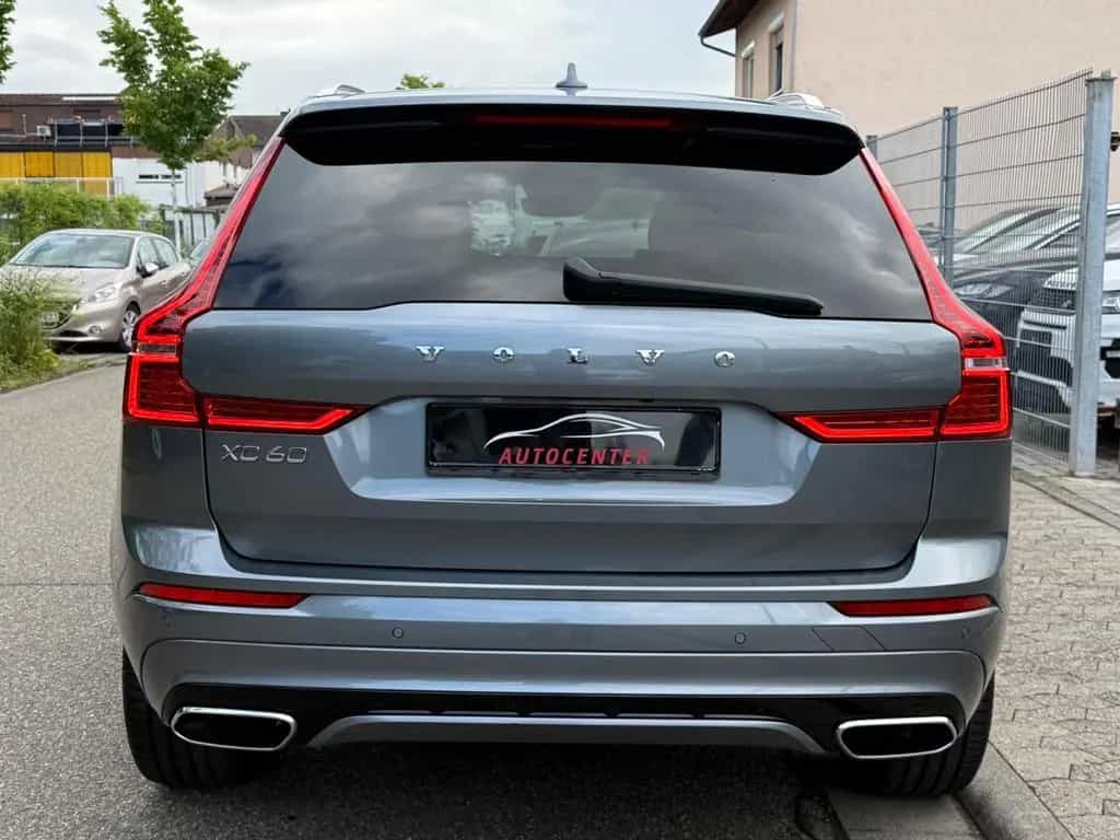 Volvo XC60 T5 R Design/LED/KAM/H&K/VIRTUAL/21Zoll/ 07/2018-photo-7
