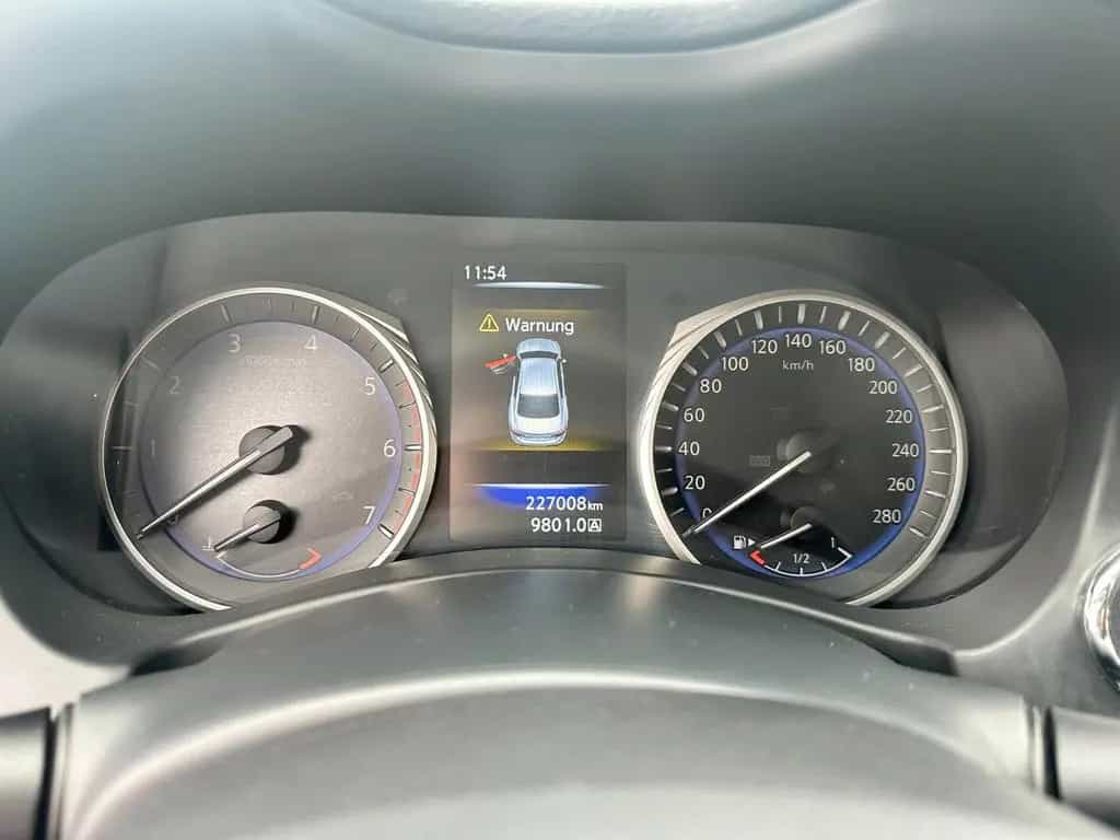Infiniti Q50 Premium Automatik BiXen LEDER SZH TMP CAM 07/2015-photo-14