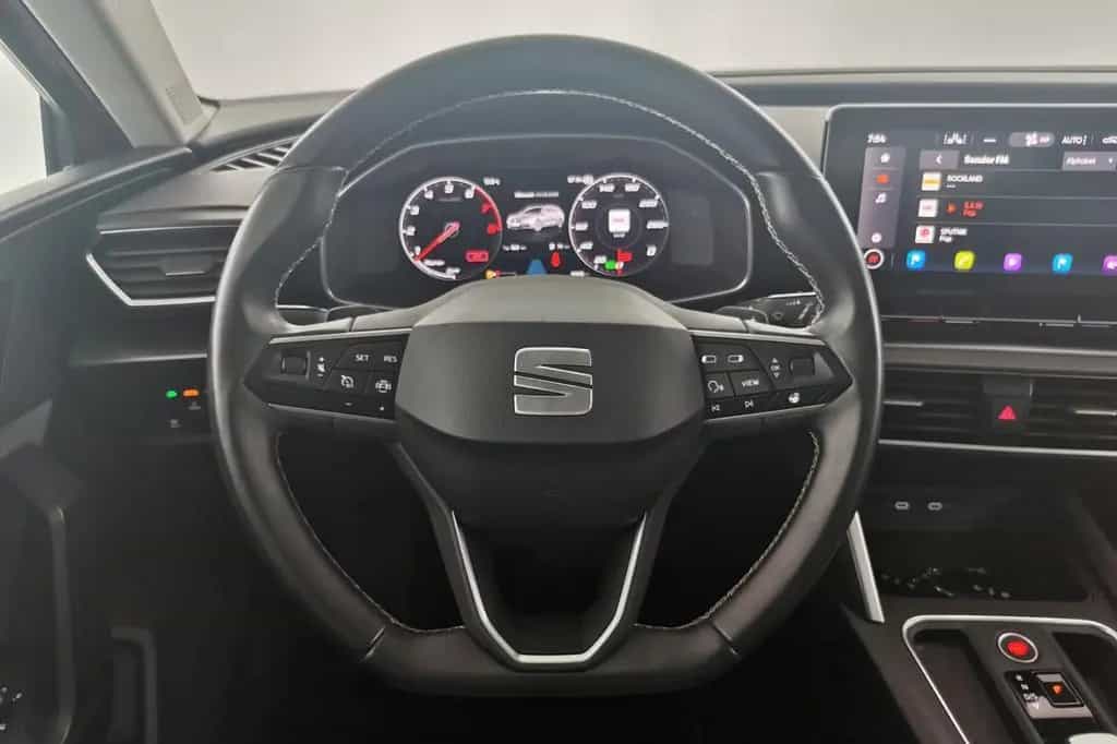 Seat Leon Sportstourer 1.5 eTSI Style OPF AHK+LED+NAV 09/2020-photo-12