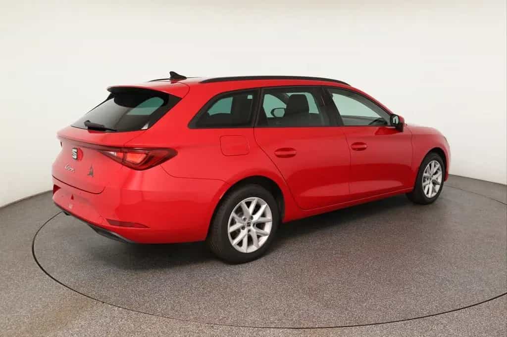Seat Leon Sportstourer 1.5 eTSI Style OPF AHK+LED+NAV 09/2020-photo-5