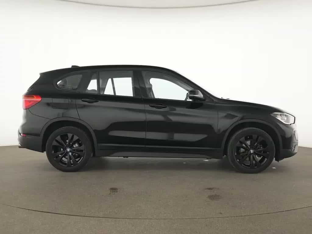BMW X1 sD 18d HuD|SHZ|Navi|Business|Parkassistent 09/2021-photo-4