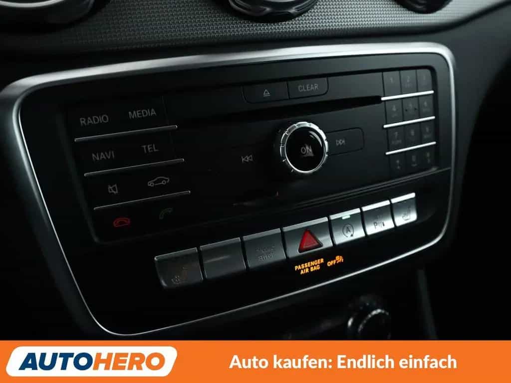 Mercedes-Benz GLA 200 GLA-Klasse GLA 200 Urban Aut.*NAV*LED*TEMPO*CAM* 03/2017-photo-22