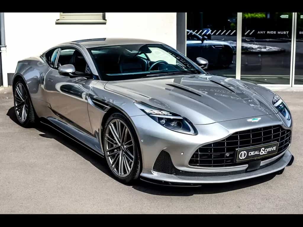 Aston Martin DB12 COUPE 4.0 V8°ALUMINITE SILVER°21'' 06/2024-photo-5