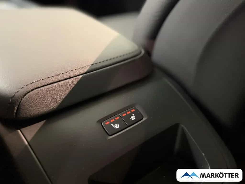 Volvo XC60 B5 AWD Plus Dark ACC/BLIS/FOUR-C/360°/H&K 05/2025-photo-26