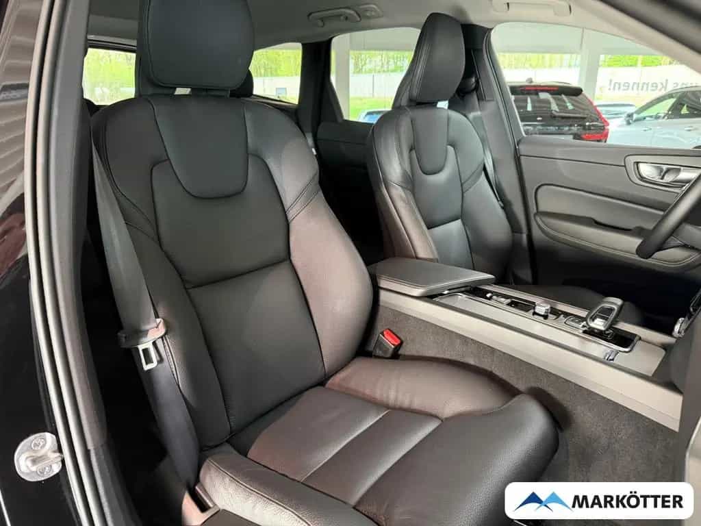 Volvo XC60 B5 AWD Plus Dark ACC/BLIS/FOUR-C/360°/H&K 05/2025-photo-36