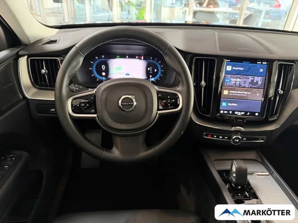 Volvo XC60 B5 AWD Plus Dark ACC/BLIS/FOUR-C/360°/H&K 05/2025-photo-37