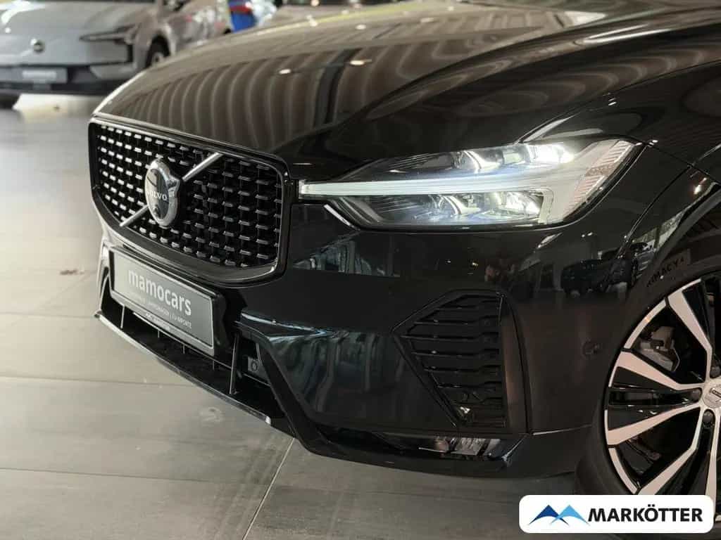 Volvo XC60 B5 AWD Plus Dark ACC/BLIS/FOUR-C/360°/H&K 05/2025-photo-7