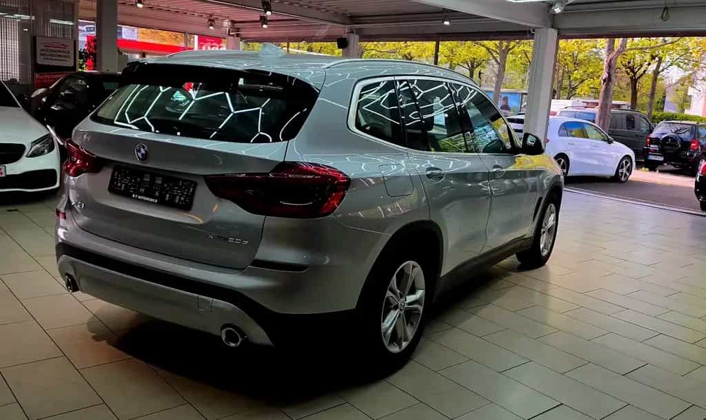 BMW X3 xDrive 20 d Advantage 03/2020-photo-1