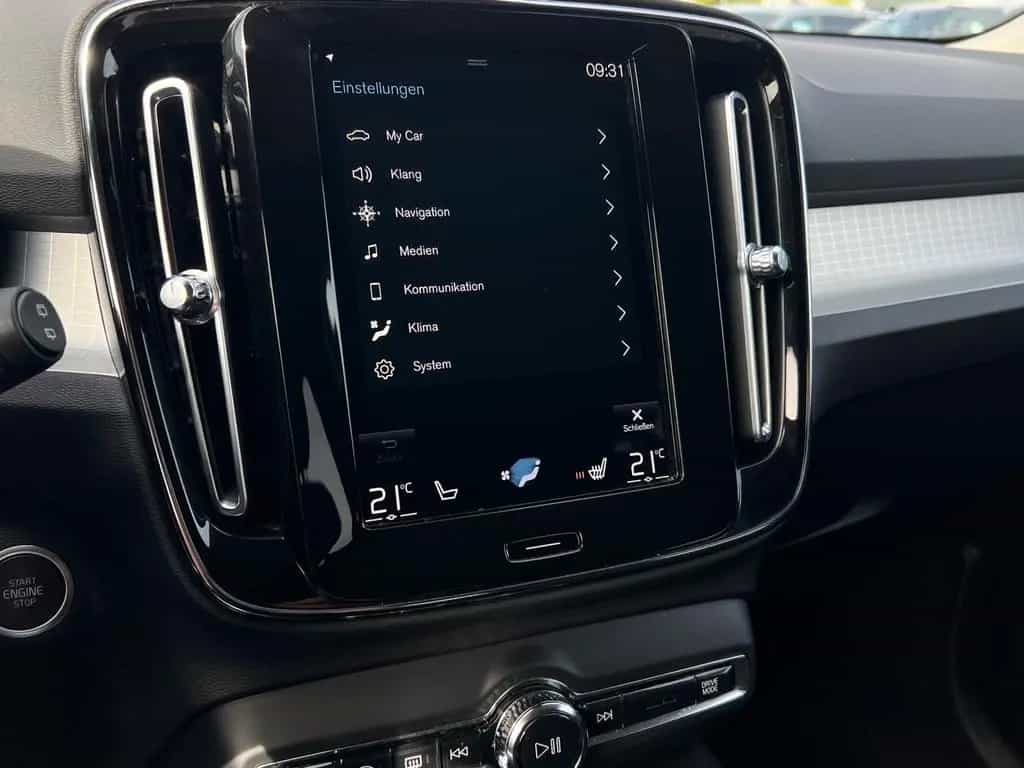 Volvo XC40 T2 Momentum Pro 2WD/Keyless/ Klima/SitzHZ 04/2022-photo-22