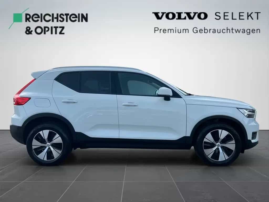 Volvo XC40 T2 Momentum Pro 2WD/Keyless/ Klima/SitzHZ 04/2022-photo-3
