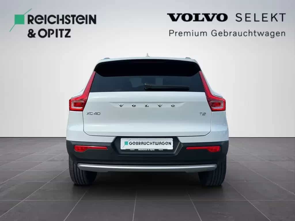 Volvo XC40 T2 Momentum Pro 2WD/Keyless/ Klima/SitzHZ 04/2022-photo-5
