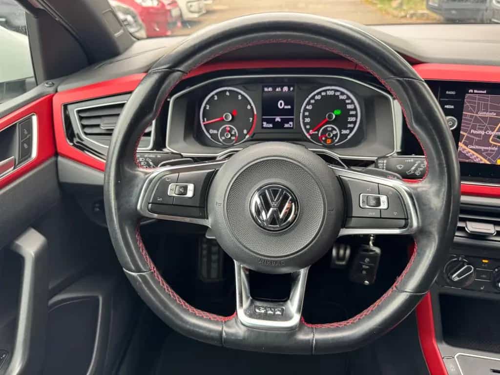 Volkswagen Polo VI GTI Motor 2,0 Ltr. 147 Kw Aut Navi PDC 03/2020-photo-20