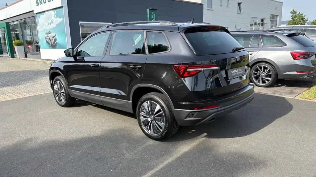 Skoda Karoq Tour 1.5 TSI MATRIX,AHK,NAVI,WINTERPLUS 05/2022-photo-2