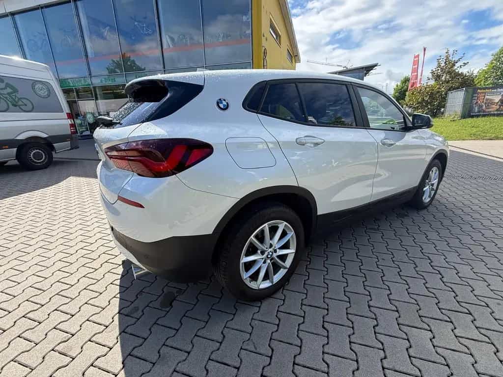 BMW X2 sDrive 18 d Edition Gold Play 03/2023-photo-16