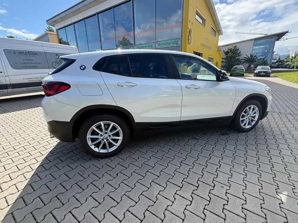 BMW X2 sDrive 18 d Edition Gold Play 03/2023-photo-19