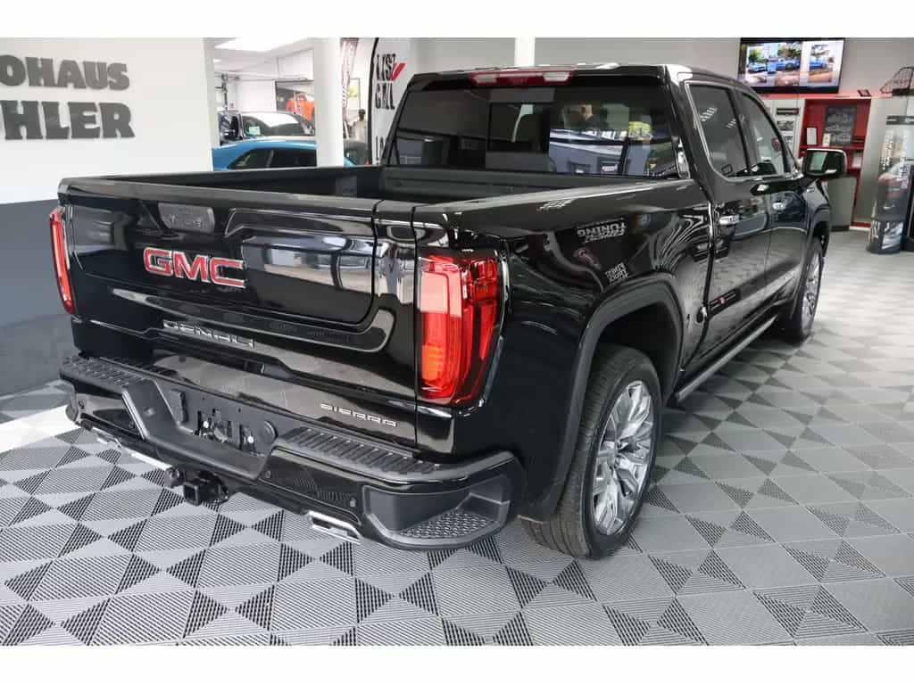GMC Sierra DENALI 4X4 6.2 V8 2025 null-photo-5