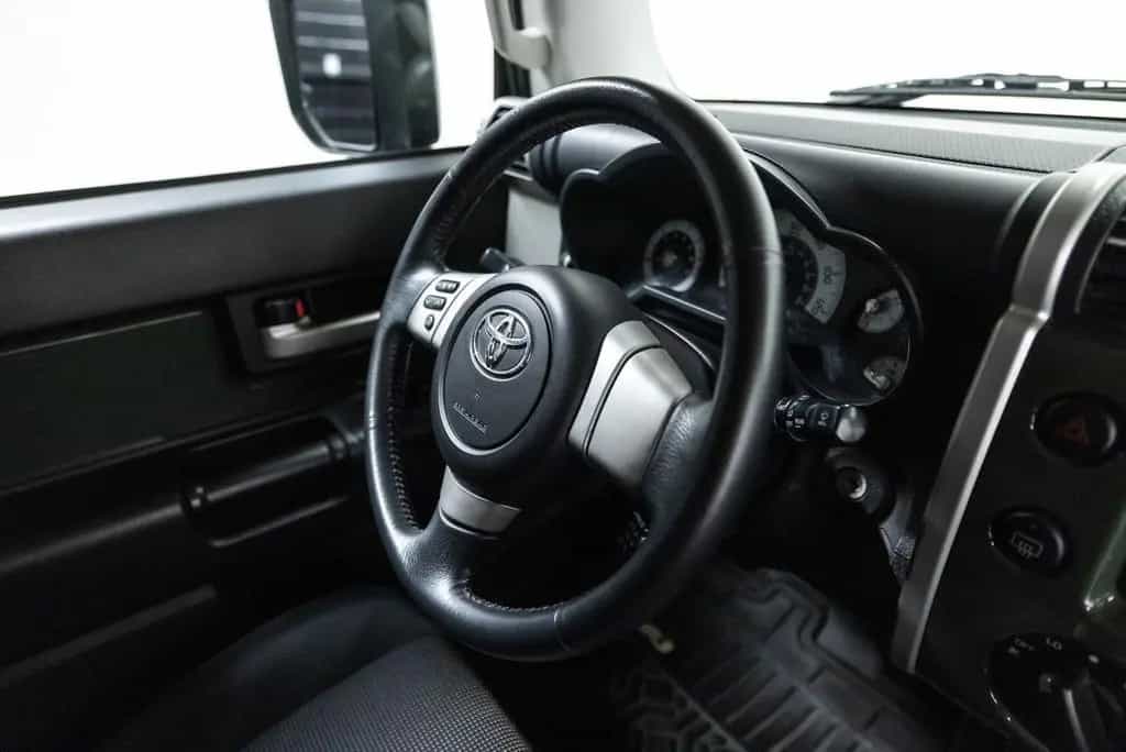 Toyota FJ Cruiser VVT-i V6 Btw auto, Fiscale waarde € 8 02/2012-photo-21
