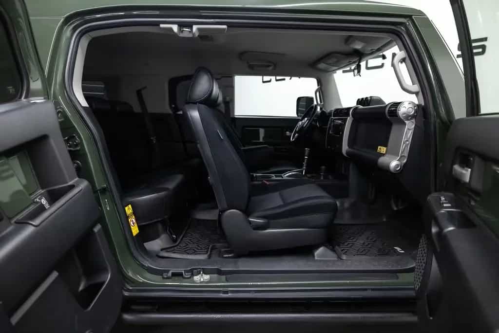 Toyota FJ Cruiser VVT-i V6 Btw auto, Fiscale waarde € 8 02/2012-photo-3