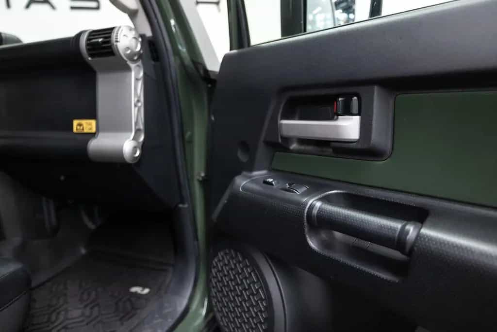 Toyota FJ Cruiser VVT-i V6 Btw auto, Fiscale waarde € 8 02/2012-photo-40