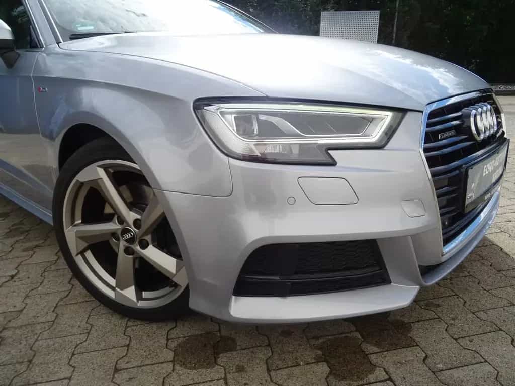 Audi A3 Sportback quattro sport Sline 07/2017-photo-10