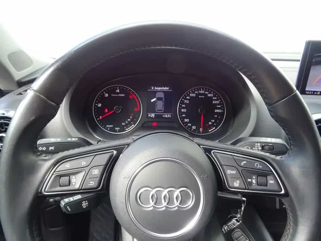 Audi A3 Sportback quattro sport Sline 07/2017-photo-21
