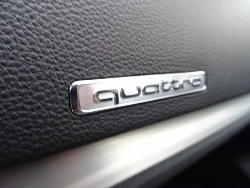 Audi A3 Sportback quattro sport Sline 07/2017-photo-24
