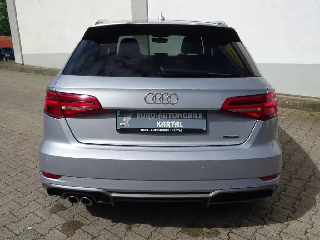 Audi A3 Sportback quattro sport Sline 07/2017-photo-3