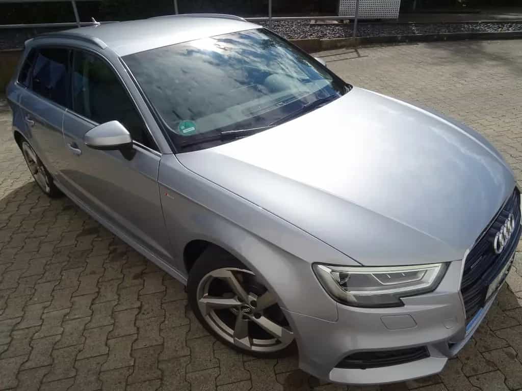 Audi A3 Sportback quattro sport Sline 07/2017-photo-5