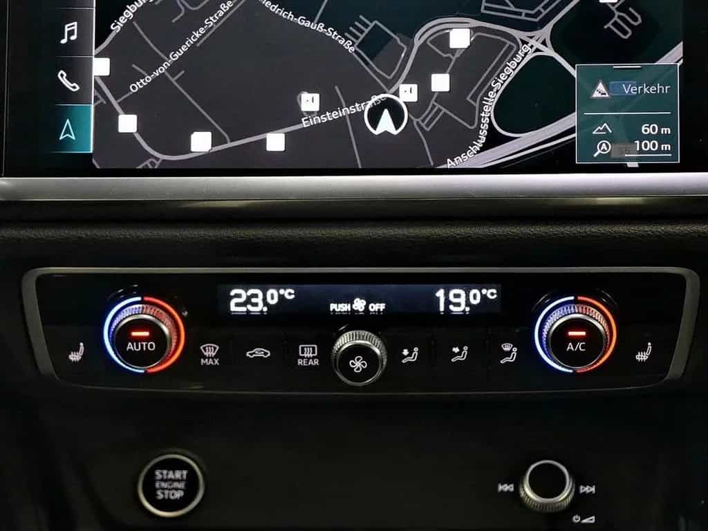 Audi Q3 35 TFSI S-Line, Kamera, LED 08/2021-photo-12