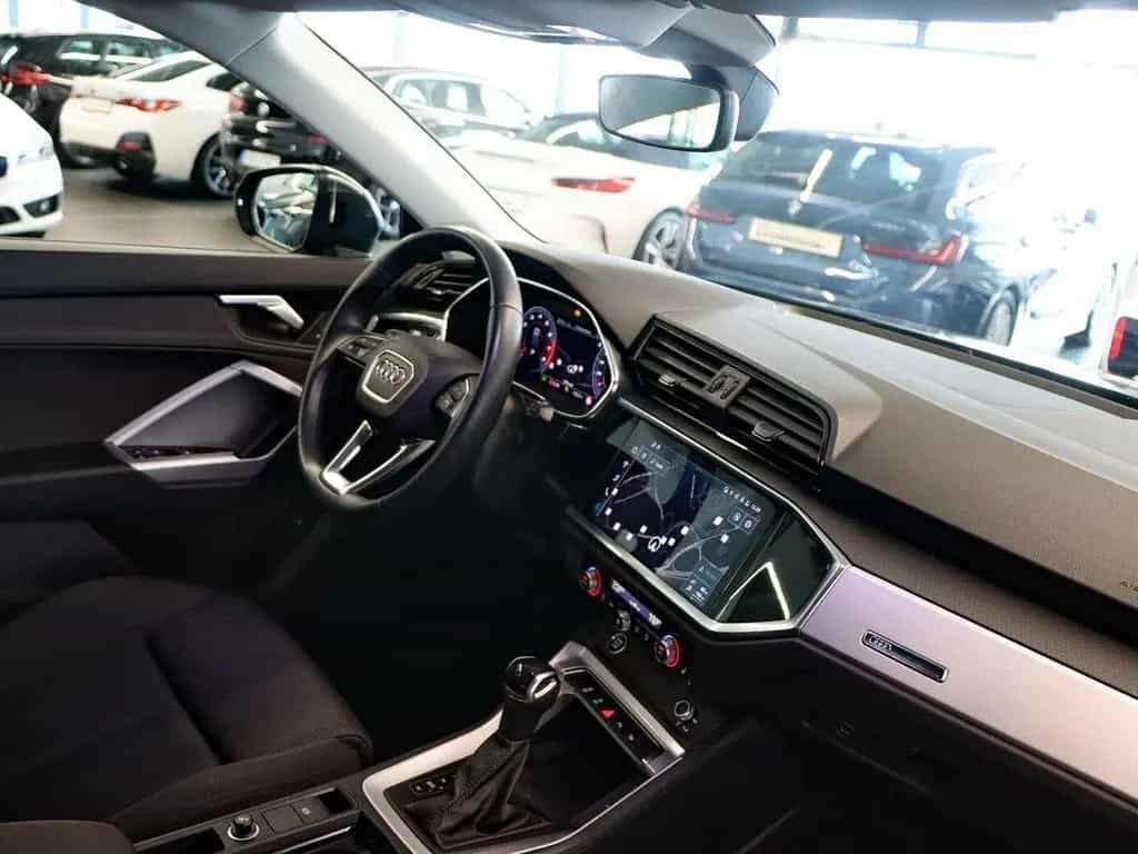 Audi Q3 35 TFSI S-Line, Kamera, LED 08/2021-photo-5