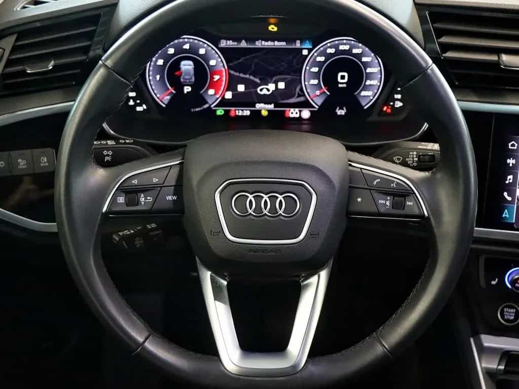 Audi Q3 35 TFSI S-Line, Kamera, LED 08/2021-photo-9