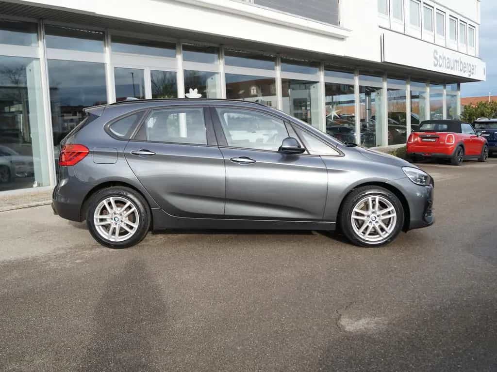 BMW 218 Active Tourer d Aut. Sport Line * REIFEN NEU 09/2018-photo-1