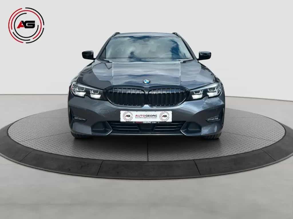 BMW 320 dT Sport LC.PRO ACC LED CARPLAY HiFi KAMERA 11/2020-photo-1