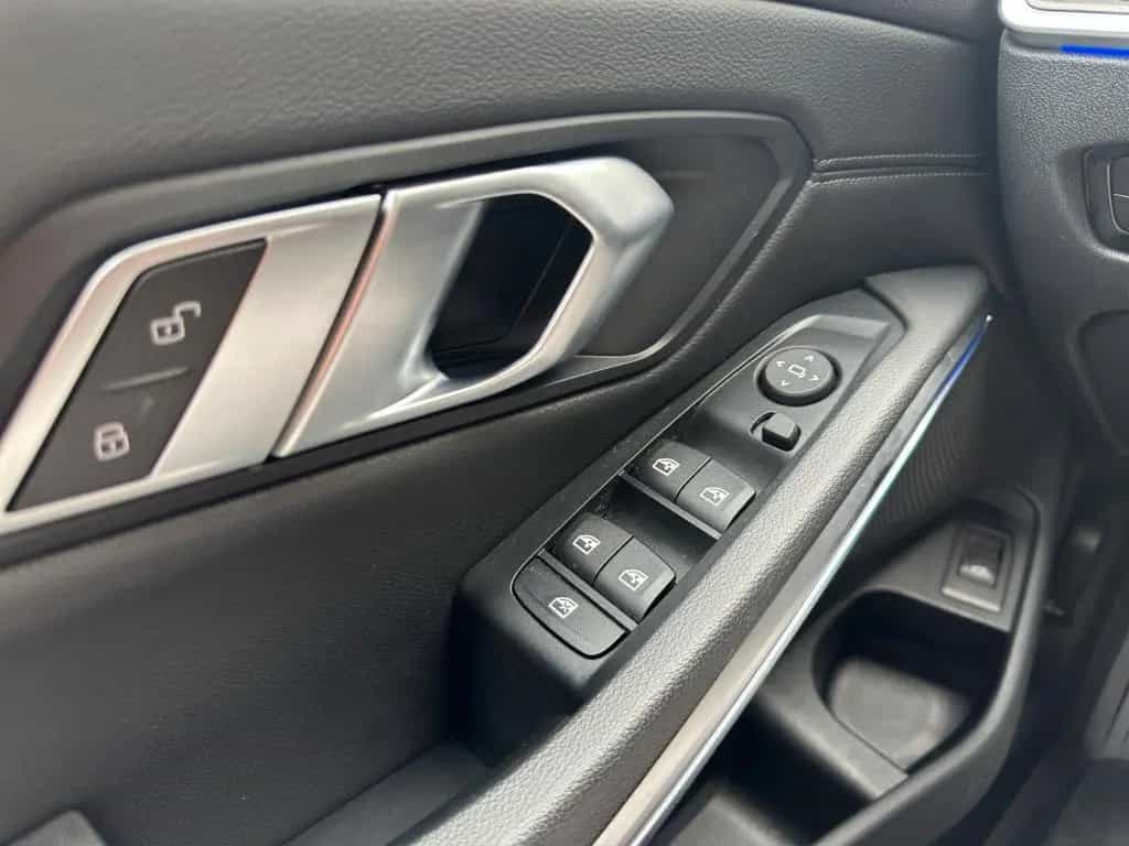 BMW 320 dT Sport LC.PRO ACC LED CARPLAY HiFi KAMERA 11/2020-photo-13