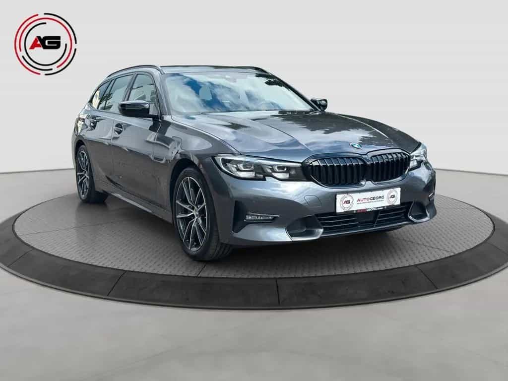 BMW 320 dT Sport LC.PRO ACC LED CARPLAY HiFi KAMERA 11/2020-photo-2