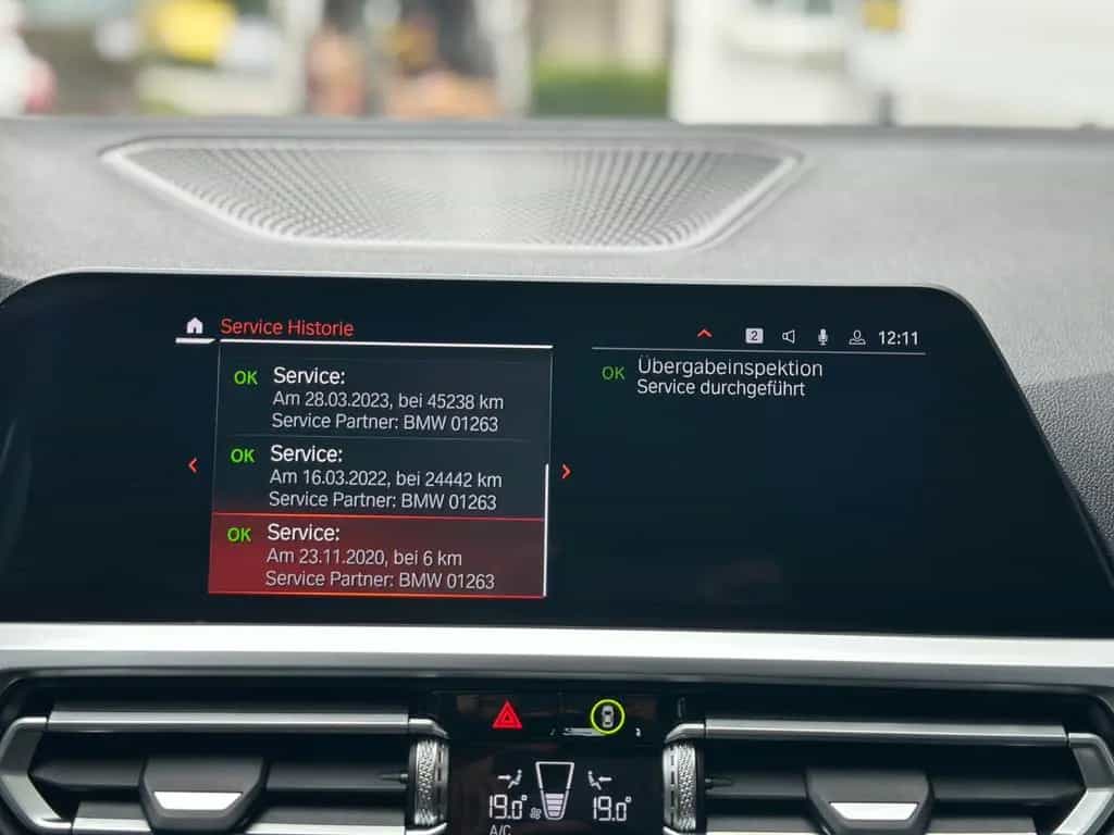 BMW 320 dT Sport LC.PRO ACC LED CARPLAY HiFi KAMERA 11/2020-photo-24