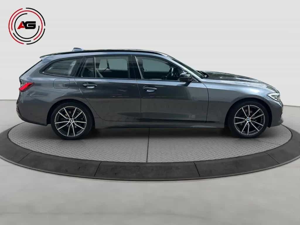 BMW 320 dT Sport LC.PRO ACC LED CARPLAY HiFi KAMERA 11/2020-photo-3