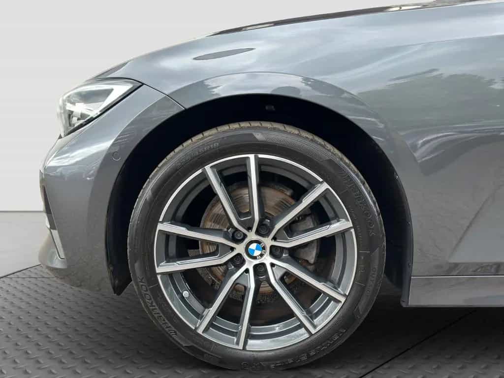 BMW 320 dT Sport LC.PRO ACC LED CARPLAY HiFi KAMERA 11/2020-photo-33