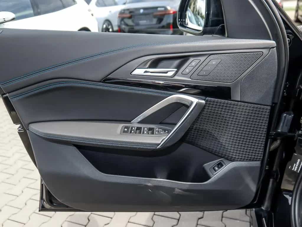 BMW X1 sDrive18d M Sport AHK RFK NAVI LED PDC V+H 10/2022-photo-17