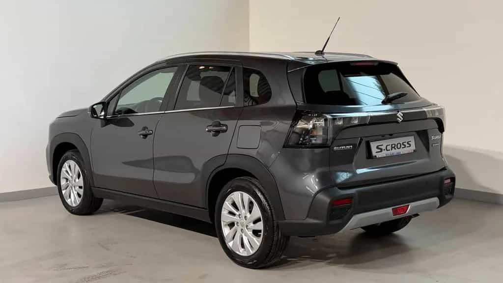 Suzuki (SX4) S-Cross S-Cross Comfort +/ Automatik / Allrad 02/2023-photo-3