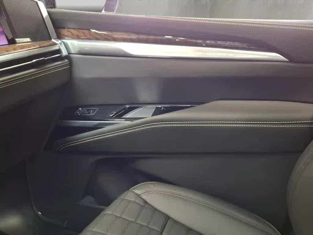 Cadillac Escalade 4WD Sport Platinium null-photo-15