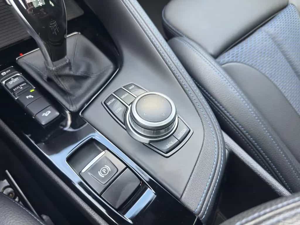 BMW X2 xDrive M35 i * PANO*AUTOM*M PAKET*HEADUP* 12/2020-photo-18