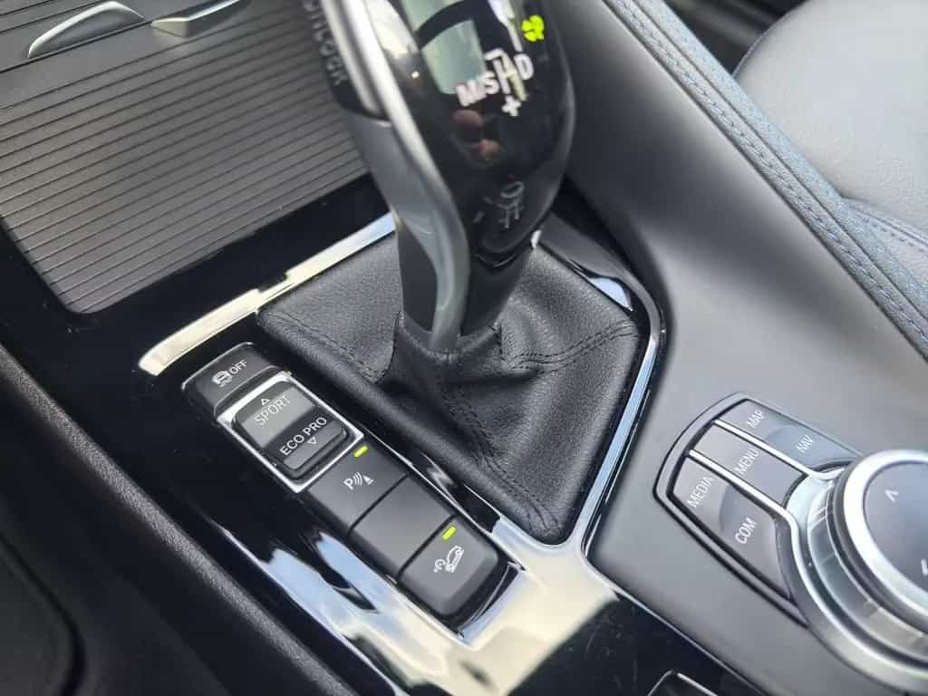 BMW X2 xDrive M35 i * PANO*AUTOM*M PAKET*HEADUP* 12/2020-photo-19