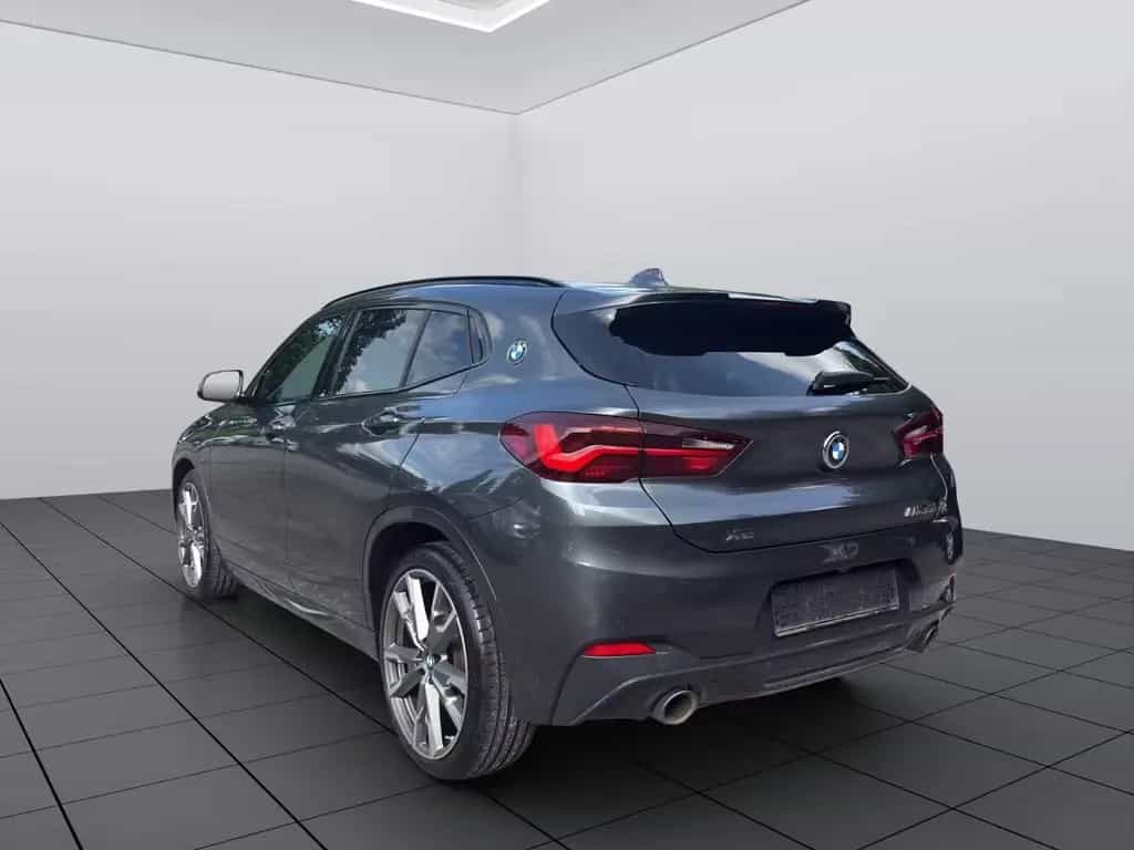 BMW X2 xDrive M35 i * PANO*AUTOM*M PAKET*HEADUP* 12/2020-photo-2
