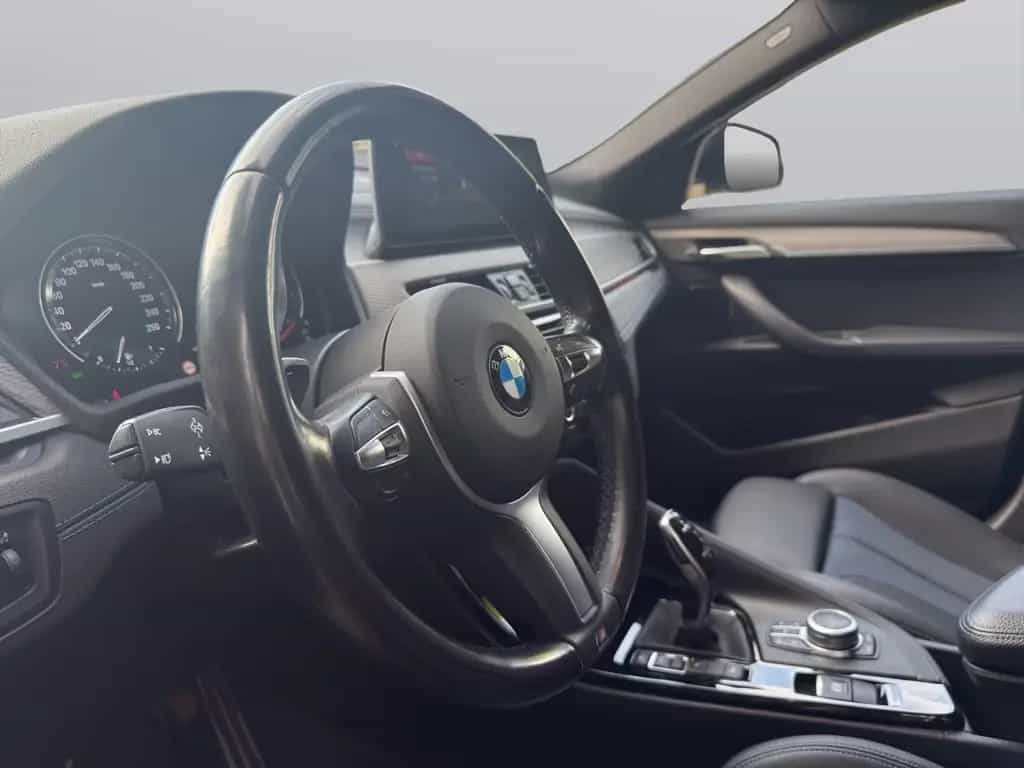 BMW X2 xDrive M35 i * PANO*AUTOM*M PAKET*HEADUP* 12/2020-photo-9