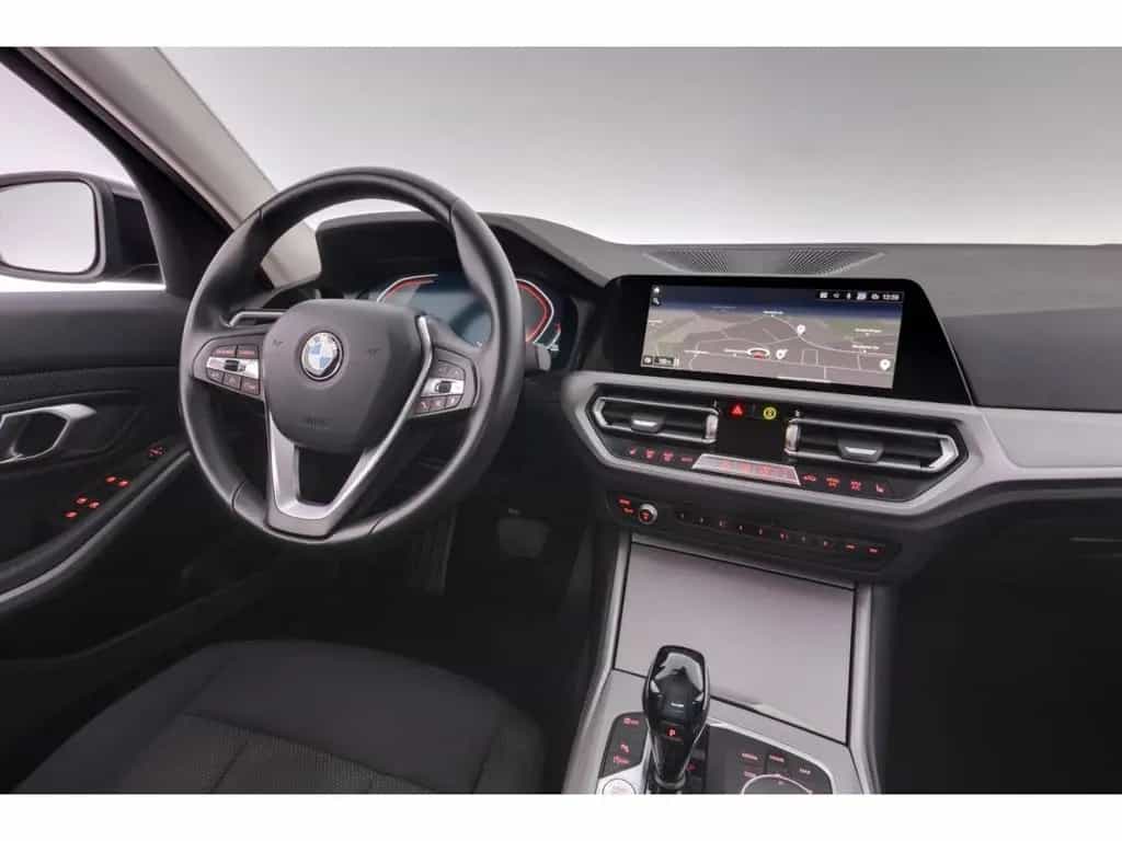 BMW 318 i Lim.Steptronic Advantage+LED+NAVI+VIRTUAL 06/2021-photo-11