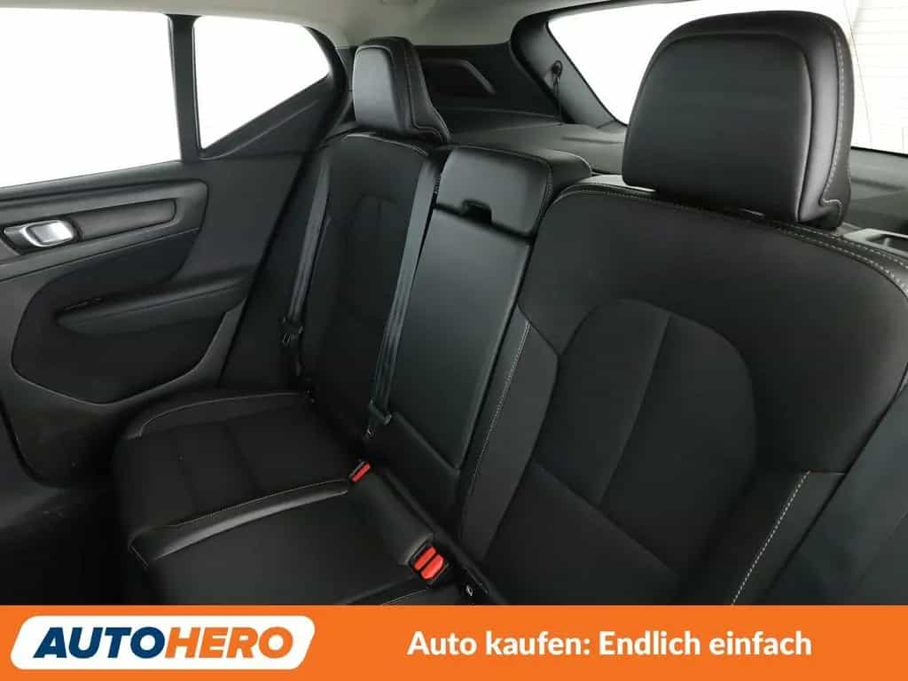 Volvo XC40 1.5 T3 Momentum Pro 2WD Aut.*NAVI*LED*ACC* 09/2019-photo-13