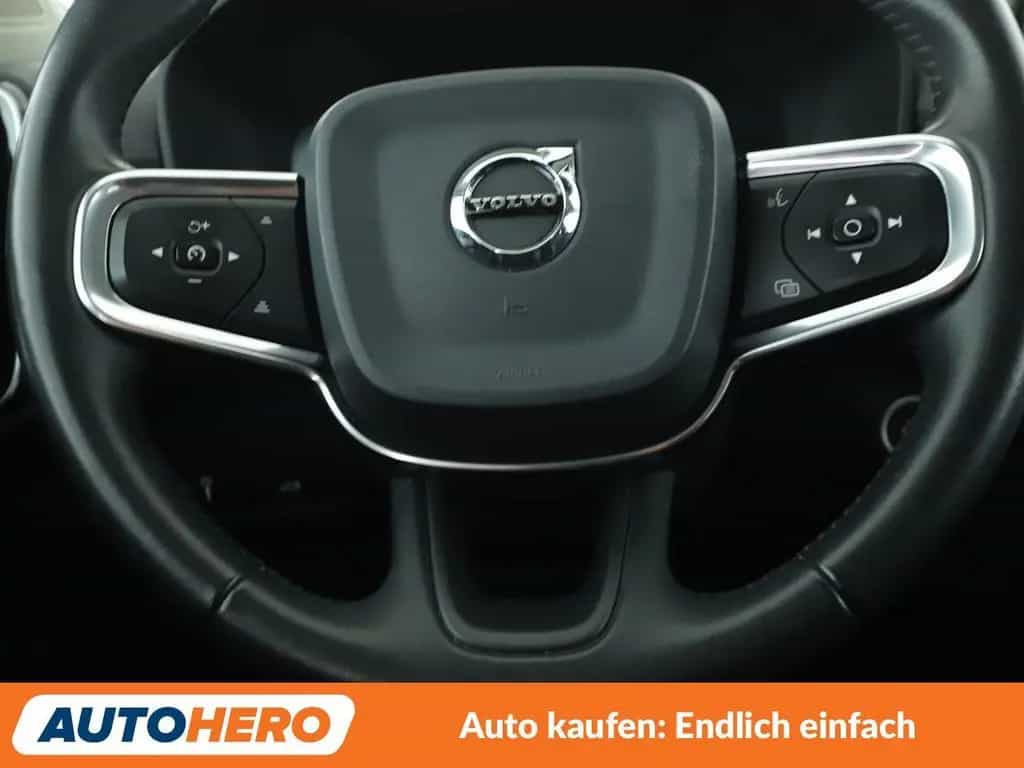 Volvo XC40 1.5 T3 Momentum Pro 2WD Aut.*NAVI*LED*ACC* 09/2019-photo-18