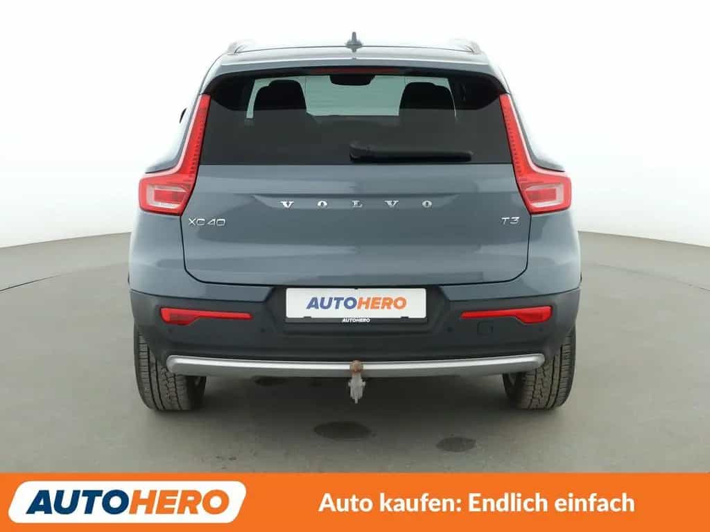 Volvo XC40 1.5 T3 Momentum Pro 2WD Aut.*NAVI*LED*ACC* 09/2019-photo-4